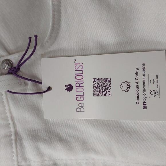 Amanda High-Waisted Bootcut Jeans | Gloria Vanderbilt | 16 - Picture 13 of 15